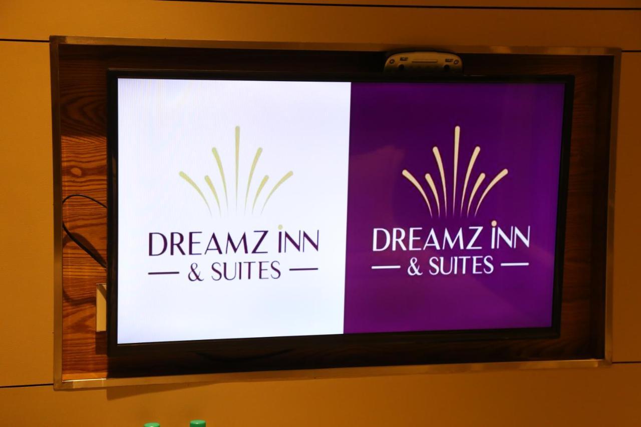 Dreamz Inn & Suites Zirakpur Экстерьер фото