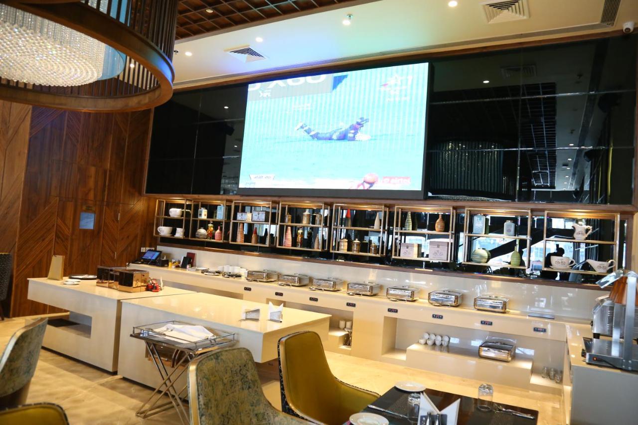 Dreamz Inn & Suites Zirakpur Экстерьер фото